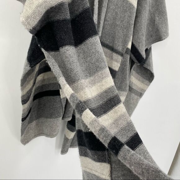Splendid striped wool cashmere open boho cape pinch cardigan sweater gray black - Picture 8 of 9